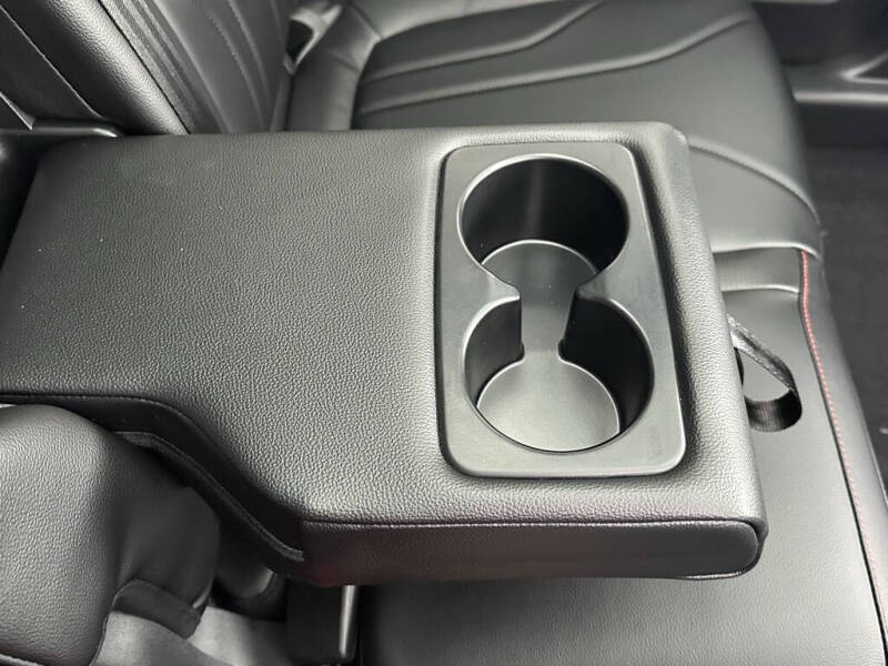 2026 Ford Escape ST-Line Elite