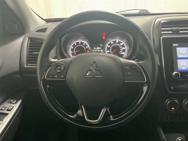 2025 Mitsubishi Outlander Sport SE