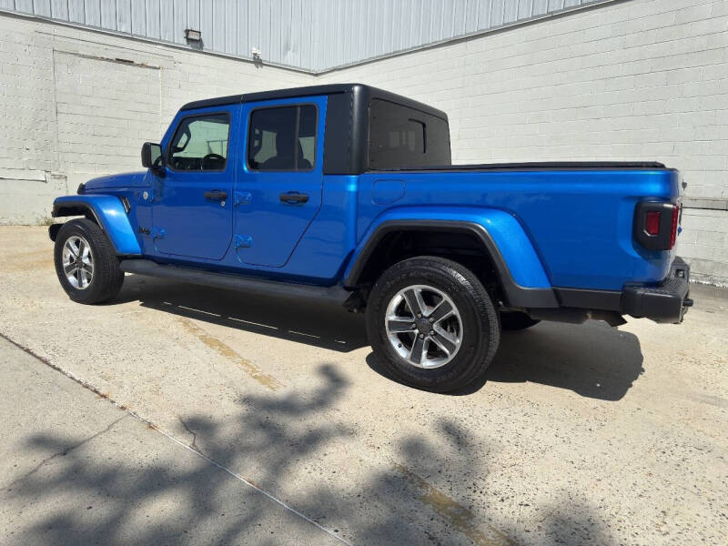 2021 Jeep Gladiator Sport