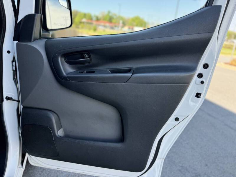 2015 Nissan NV200
