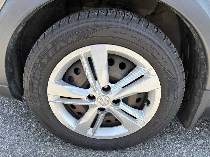 2020 Nissan Kicks S