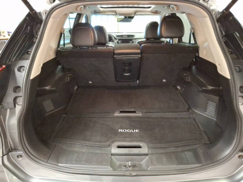 2020 Nissan Rogue SL