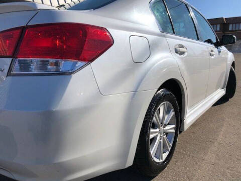 2011 Subaru Legacy 2.5i Premium