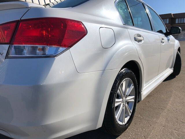 2011 Subaru Legacy 2.5i Premium