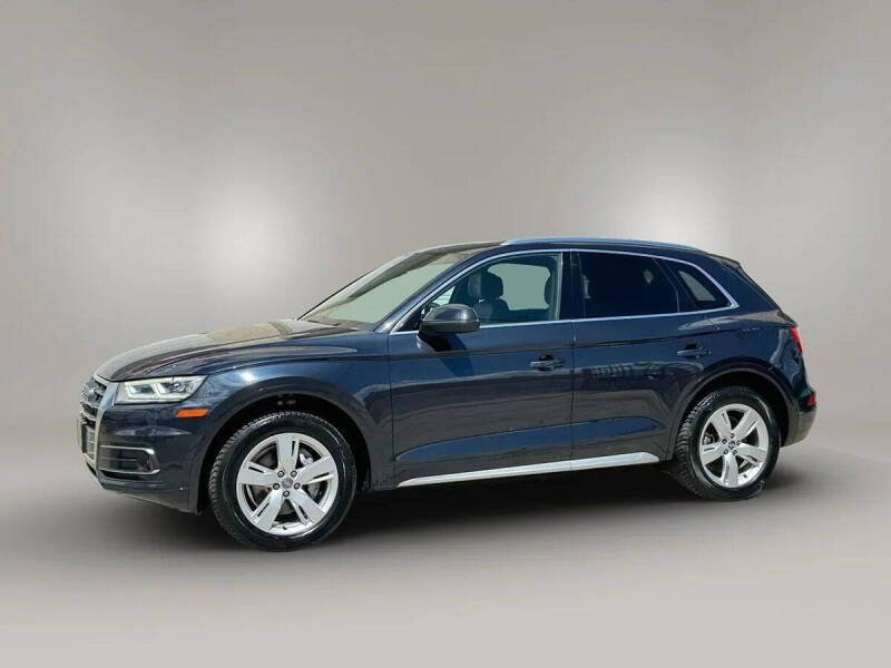 2019 Audi Q5 quattro Prestige 45 TFSI
