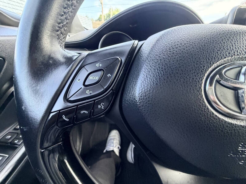 2018 Toyota C-HR XLE