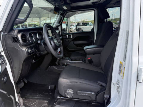 2023 Jeep Gladiator Sport S