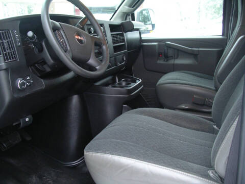 2023 GMC Savana 2500