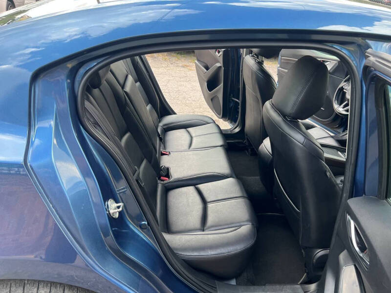 2017 Mazda MAZDA3 Touring