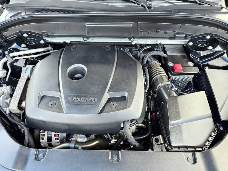 2018 Volvo XC60 T6 Momentum