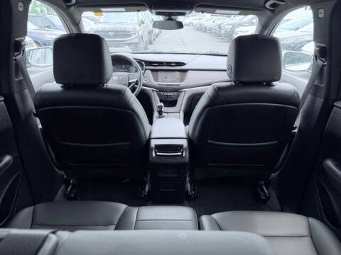 2024 Cadillac XT6 Luxury