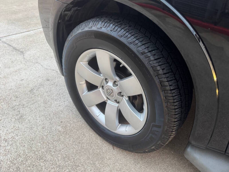 2014 Nissan Armada SV