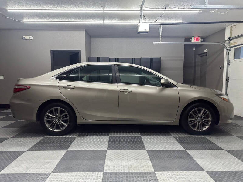 2015 Toyota Camry SE