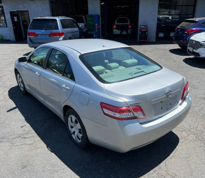 2010 Toyota Camry LE