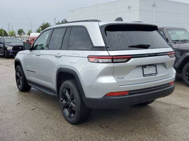 2024 Jeep Grand Cherokee Altitude