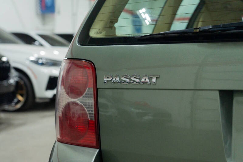 2002 Volkswagen Passat GLX 4Motion