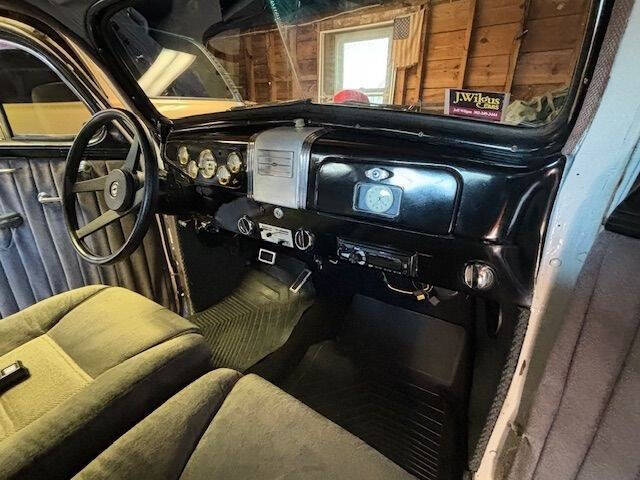 1937 Chevrolet Master Deluxe