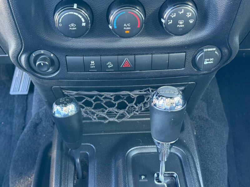 2015 Jeep Wrangler Sport