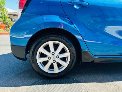 2017 Toyota Prius c
