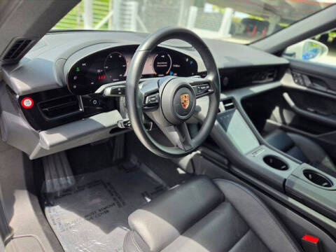 2024 Porsche Taycan