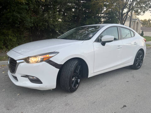 2018 Mazda MAZDA3 Touring