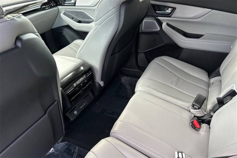 2026 Acura MDX SH-AWD w/Tech