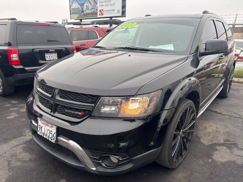 2017 Dodge Journey Crossroad Plus's photo