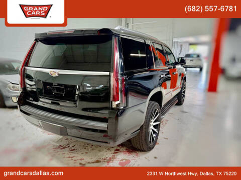 2017 Cadillac Escalade Luxury