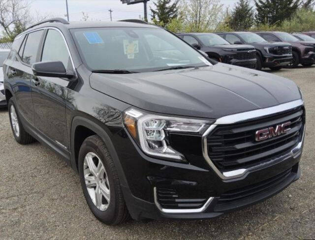 Used 2024 GMC Terrain SLE with VIN 3GKALMEG6RL287924 for sale in Bloomington, IL