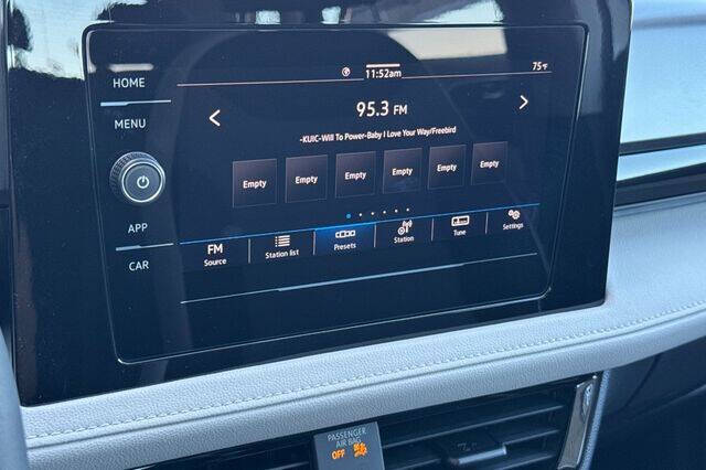 2025 Volkswagen Taos S