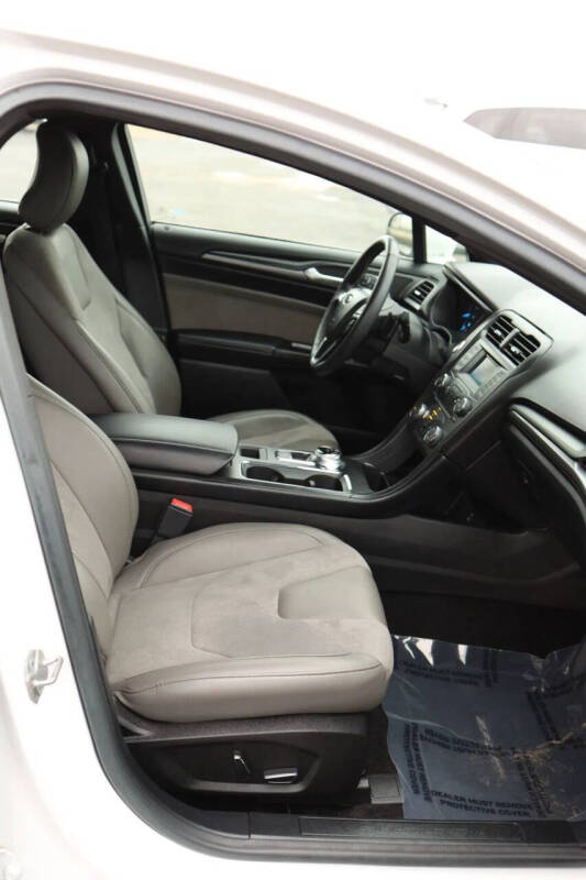 2017 Ford Fusion V6 Sport