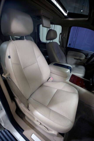 2013 Chevrolet Suburban LTZ