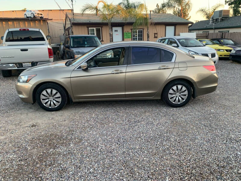 2010 Honda Accord LX photo 3