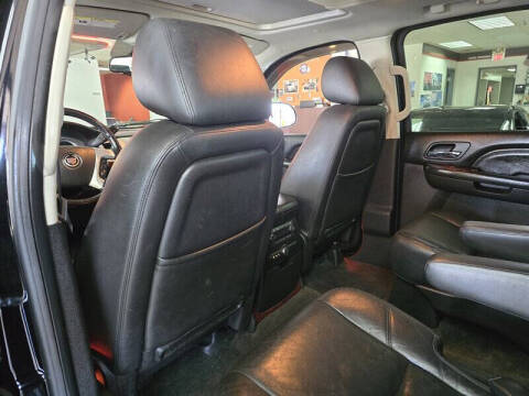 2011 Cadillac Escalade ESV Luxury
