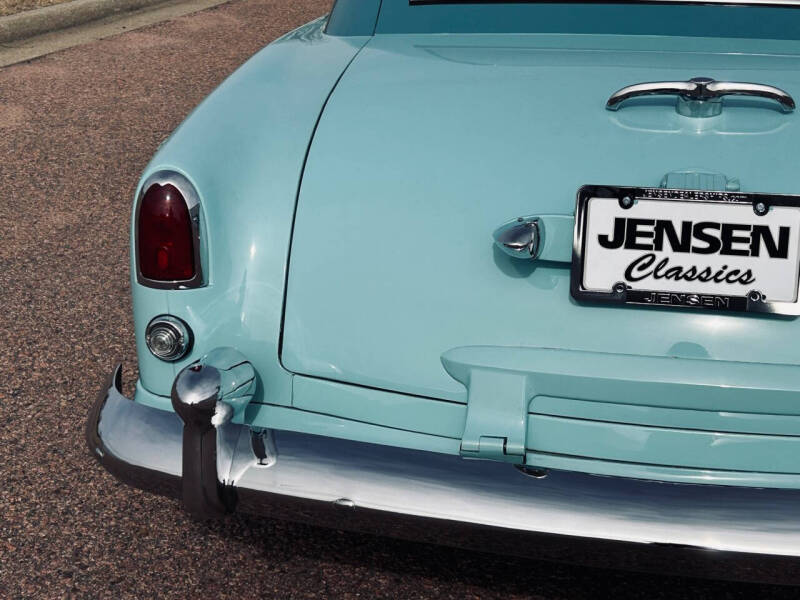 1952 Kaiser TRAVLER