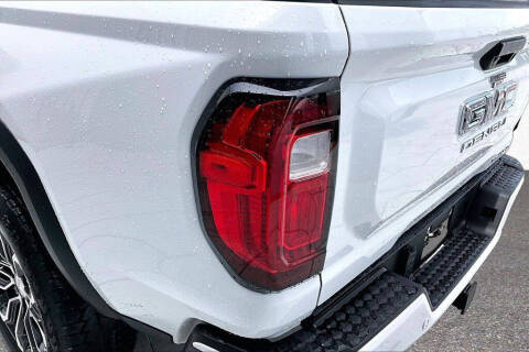 2025 GMC Canyon Denali