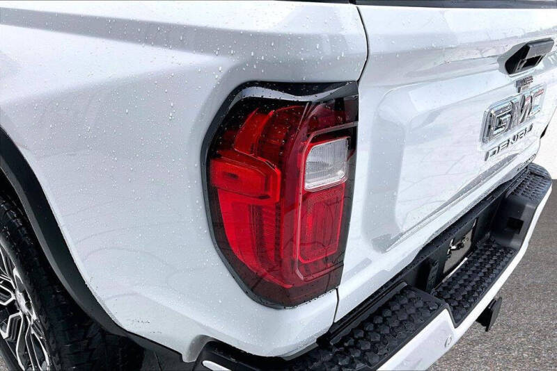 2025 GMC Canyon Denali