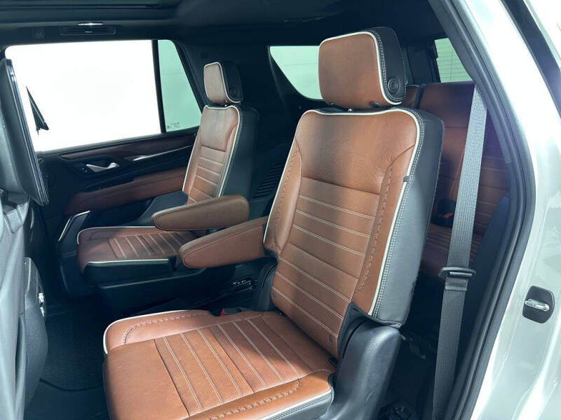 2023 GMC Yukon Denali Ultimate