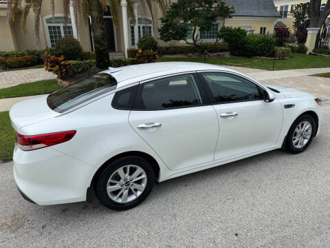 2016 Kia Optima LX