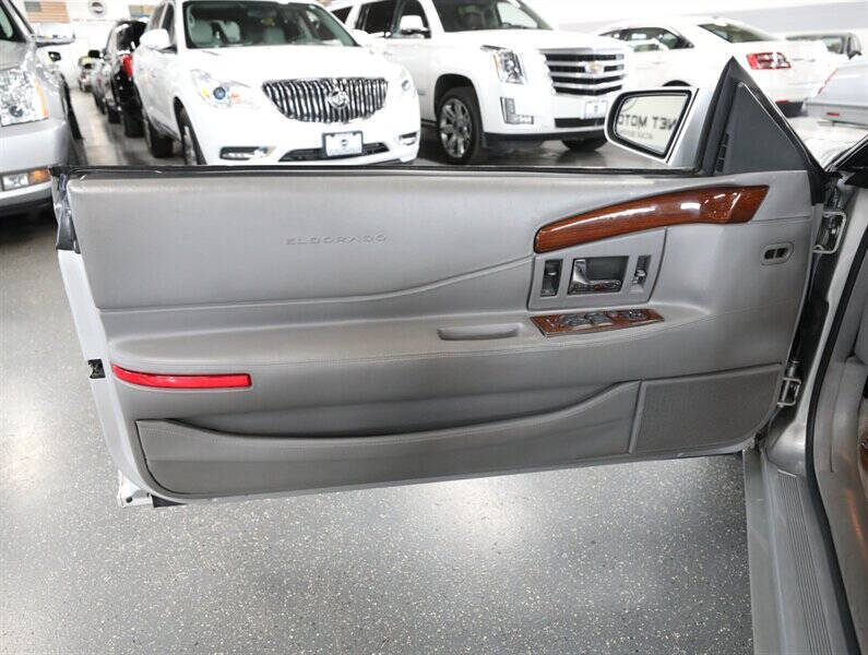 2002 Cadillac Eldorado ESC