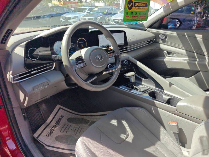 2023 Hyundai Elantra