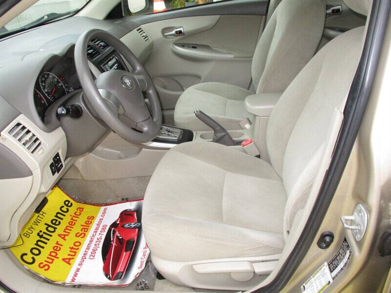 2010 Toyota Corolla LE