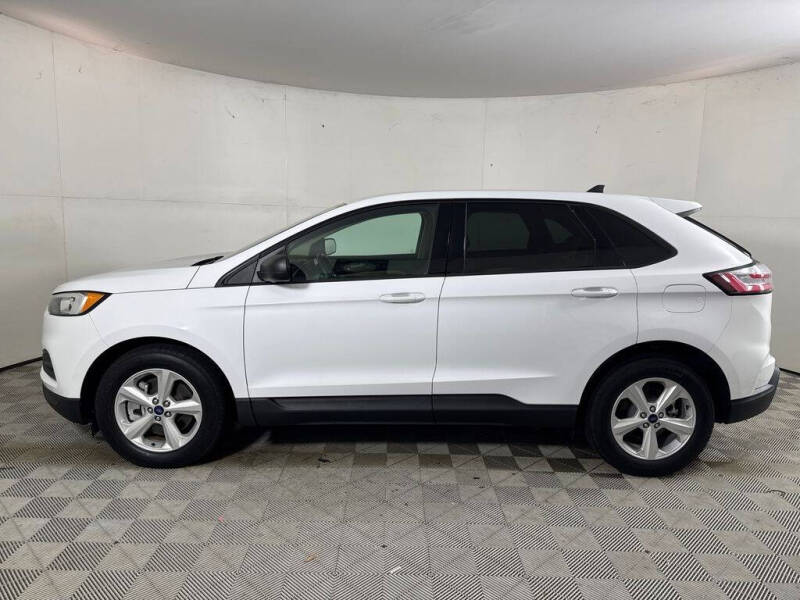 2021 Ford Edge SE