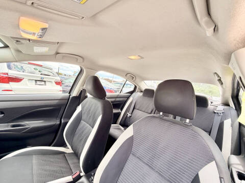 2021 Nissan Versa SV