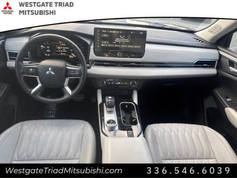 2025 Mitsubishi Outlander SEL