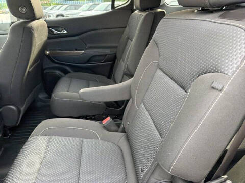 2022 GMC Acadia SLE