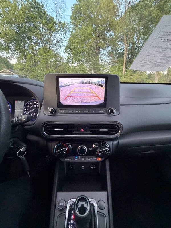 2022 Hyundai Kona SE