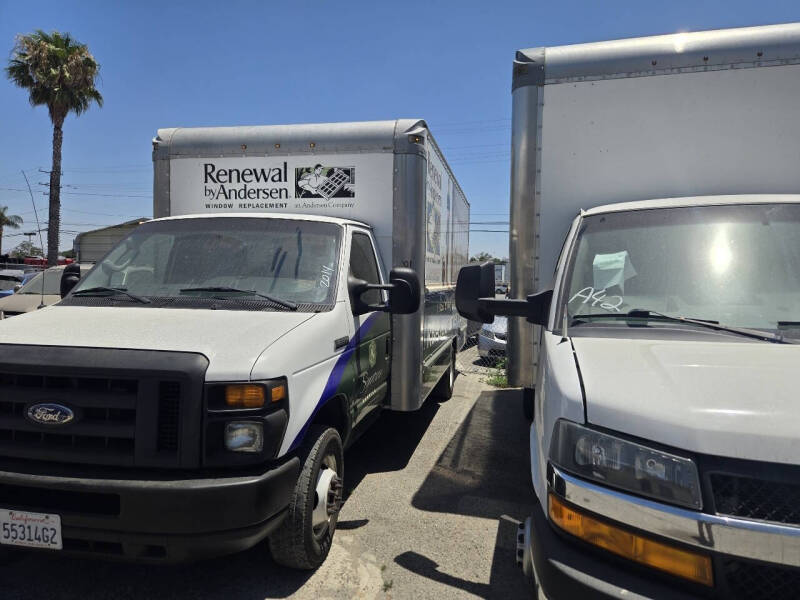 2014 Ford E-Series E-350 SD
