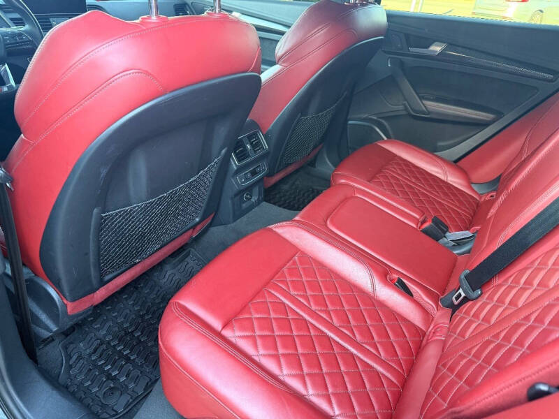 2018 Audi SQ5 3.0T quattro Premium Plus