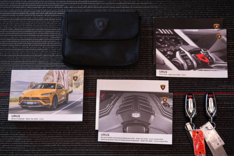 2022 Lamborghini Urus